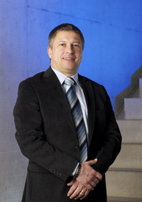 Portrait de Philippe Receveur, ministre de l'Environnement et de l'Equipement