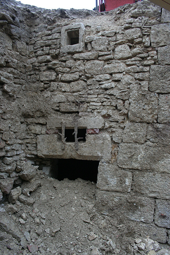 Découverte d'une pièce voûtée médiévale au Château de Porrentruy 1