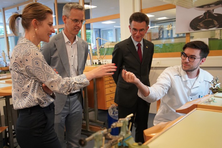 Visite de l’Ecole des métiers techniques à Porrentruy.