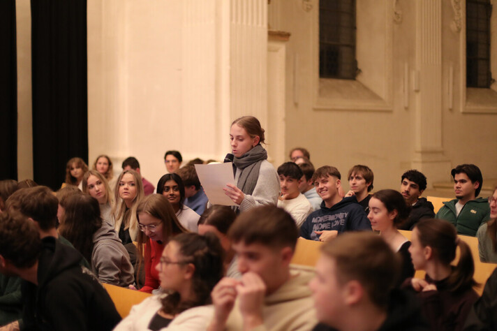 Durant plus d’une heure d’échanges, les élèves ont interrogé Étienne Jornod sur des thématiques variées.