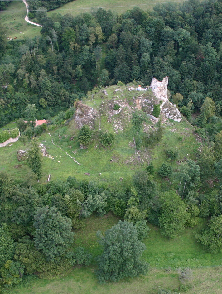 Photo aérienne du Château d'Asuel