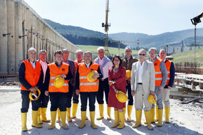 Anciens et actuels ministres jurassiens en visite sur le chantier de l'A16