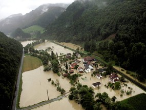 Les Riedes-Dessus à Soyhières lors des inondations d'août 2007