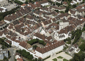 Vue aérienne de la Vieille-ville de Delémont